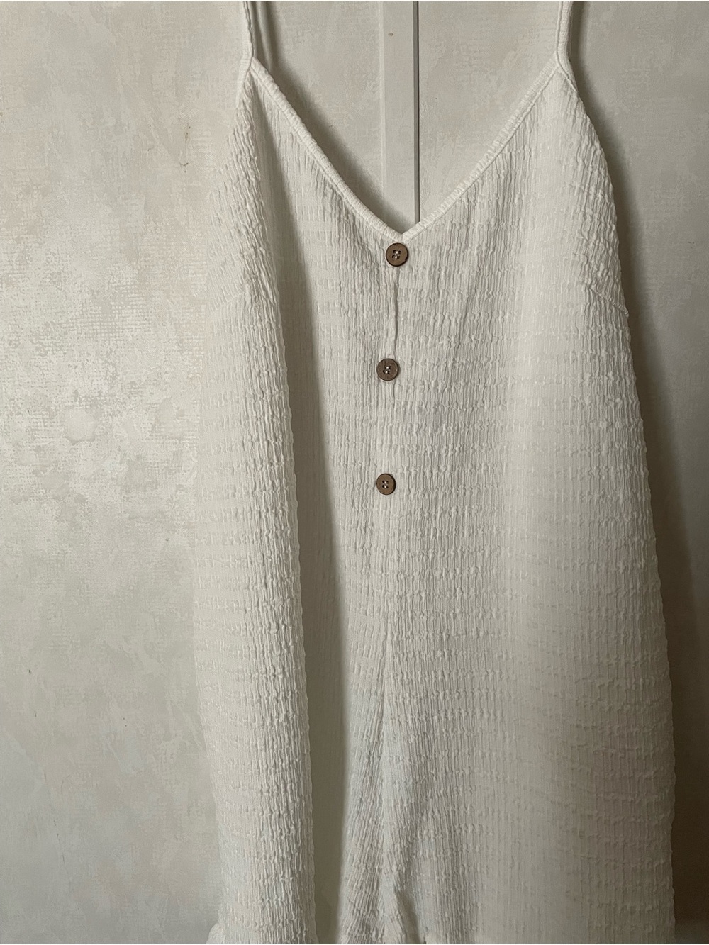 HYFVE White Textured Ruffle Strap Romper - Picture 2 of 4